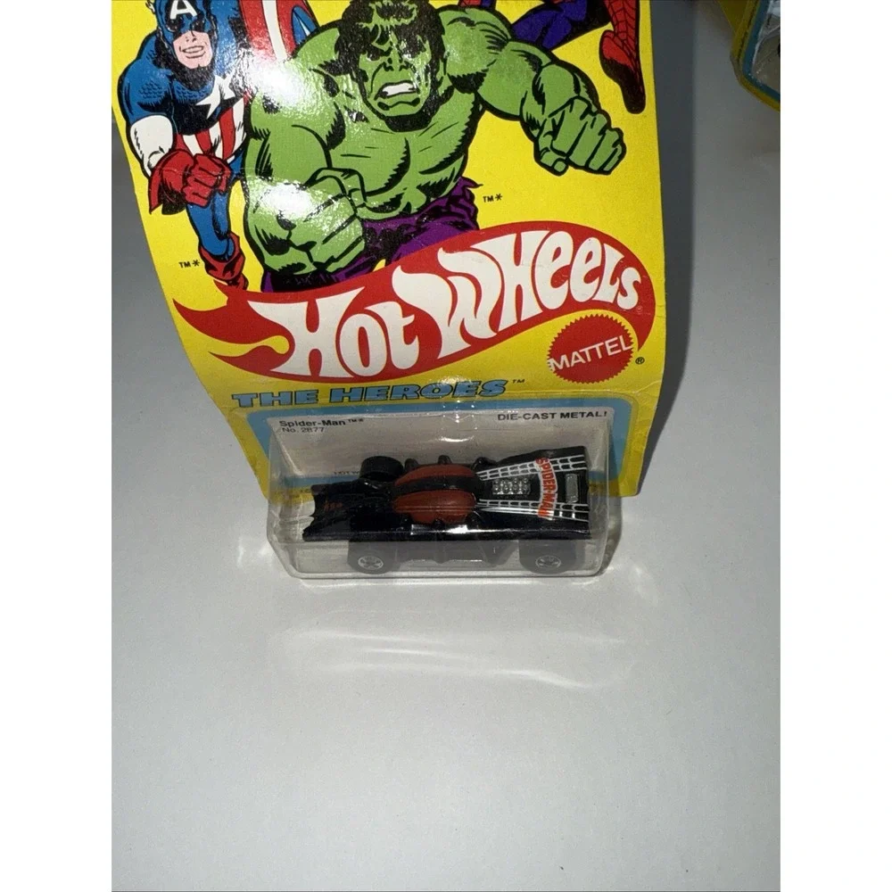 Hot Wheels Carded 1980 Spider-Man Car‎ The Heroes New Unopened Yellow Card 2877